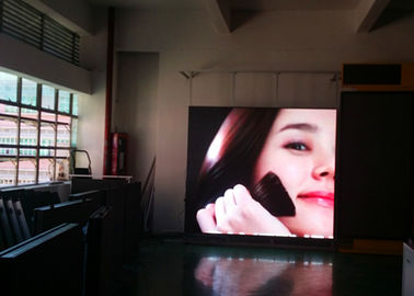 Çin P2.5mm Kapalı LED Reklam Süzgeci Video Duvar Yüksek Çözünürlüklü Kiralama için Tedarikçi